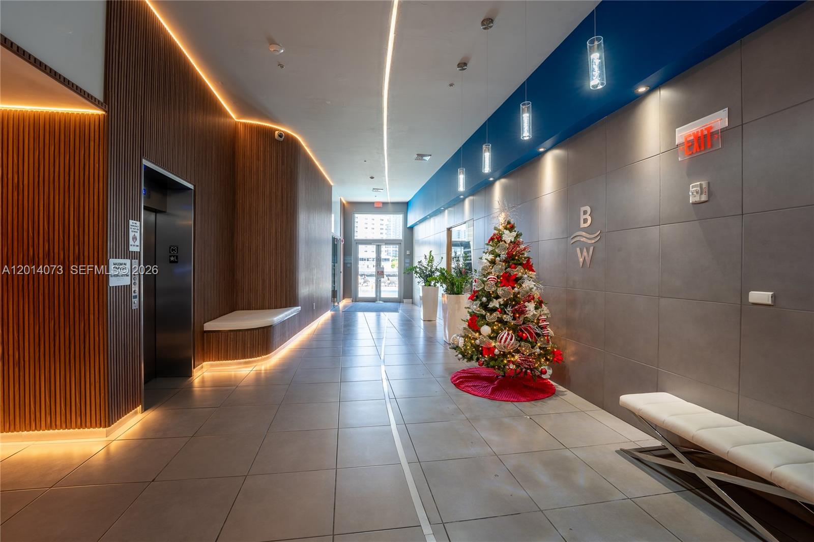 image Beachwalk Condominium60