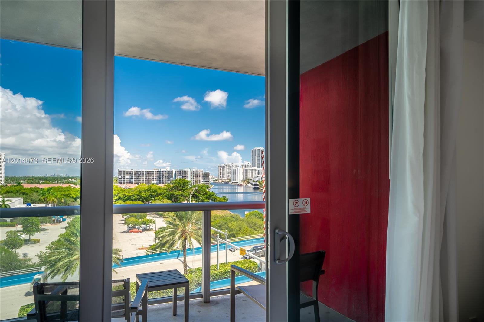 image Beachwalk Condominium6