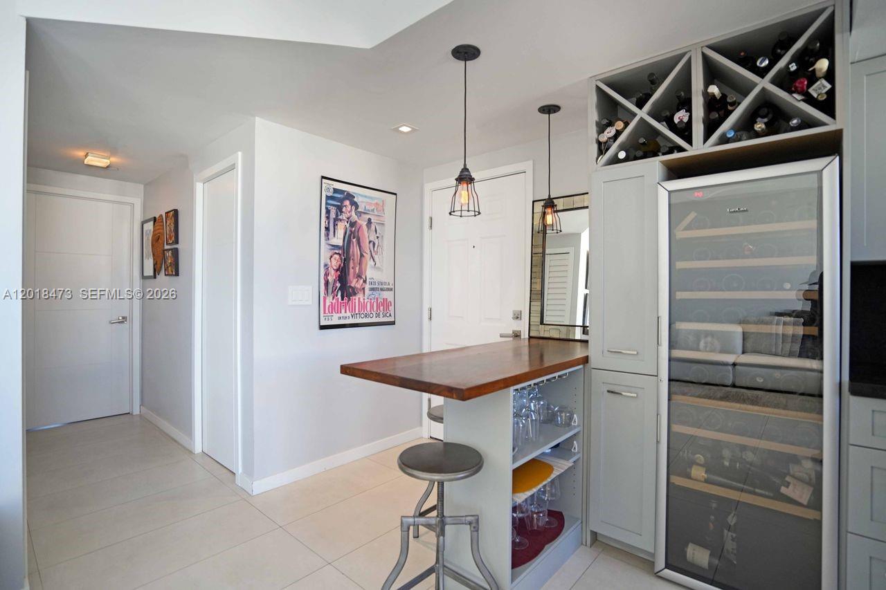 1621 Bay Rd #PH1 Miami Beach, FL 33139
