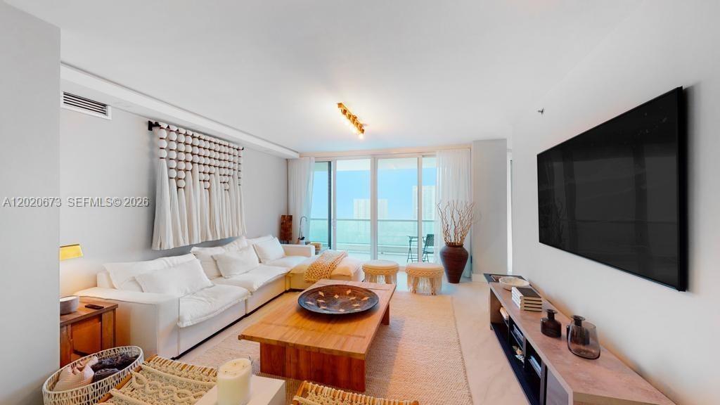 7000 Island Blvd #1808