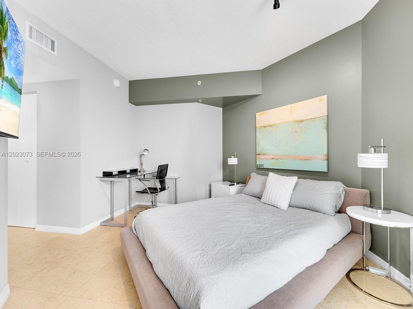 16699 Collins Ave #2906 Sunny Isles Beach, FL 33160