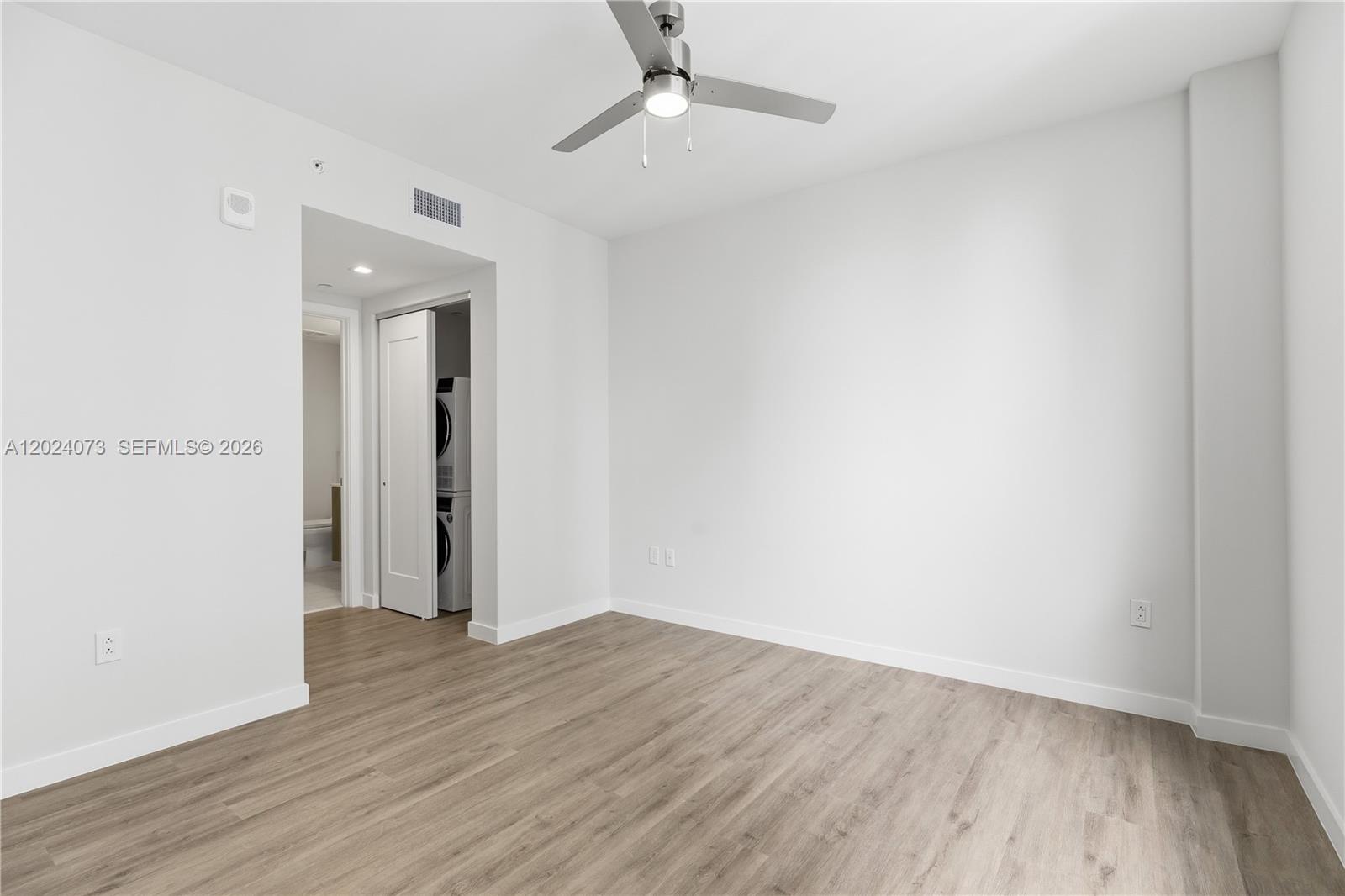 697 N Miami Ave #1810 Miami, FL 33136
