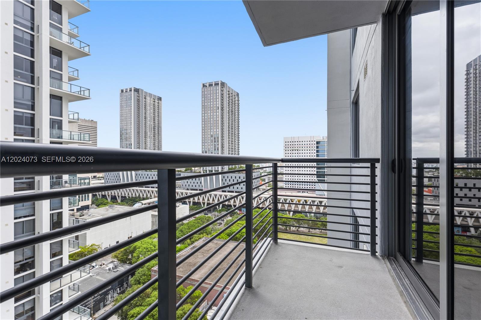 697 N Miami Ave #1810 Miami, FL 33136