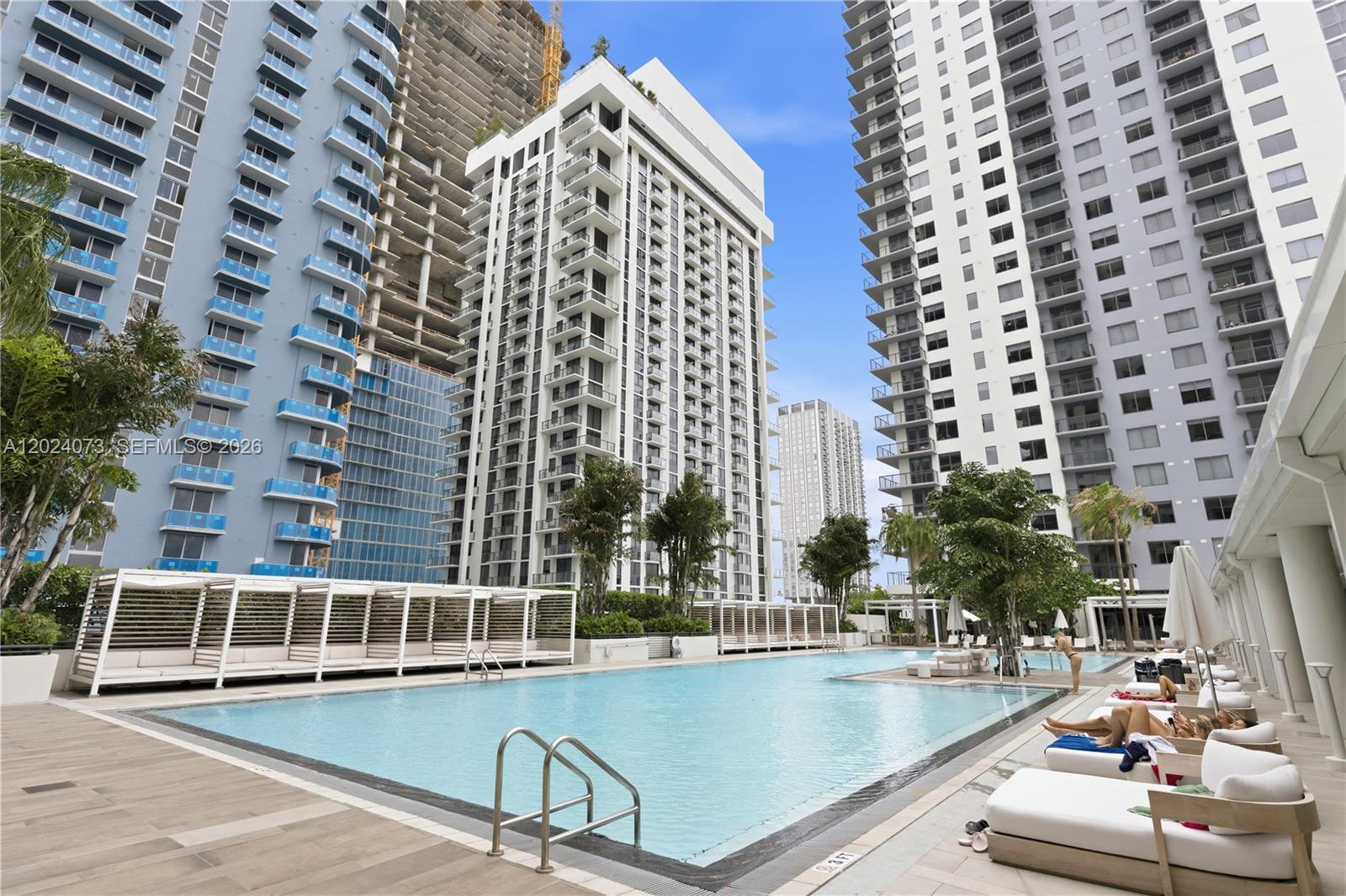 697 N Miami Ave #1810 Miami, FL 33136
