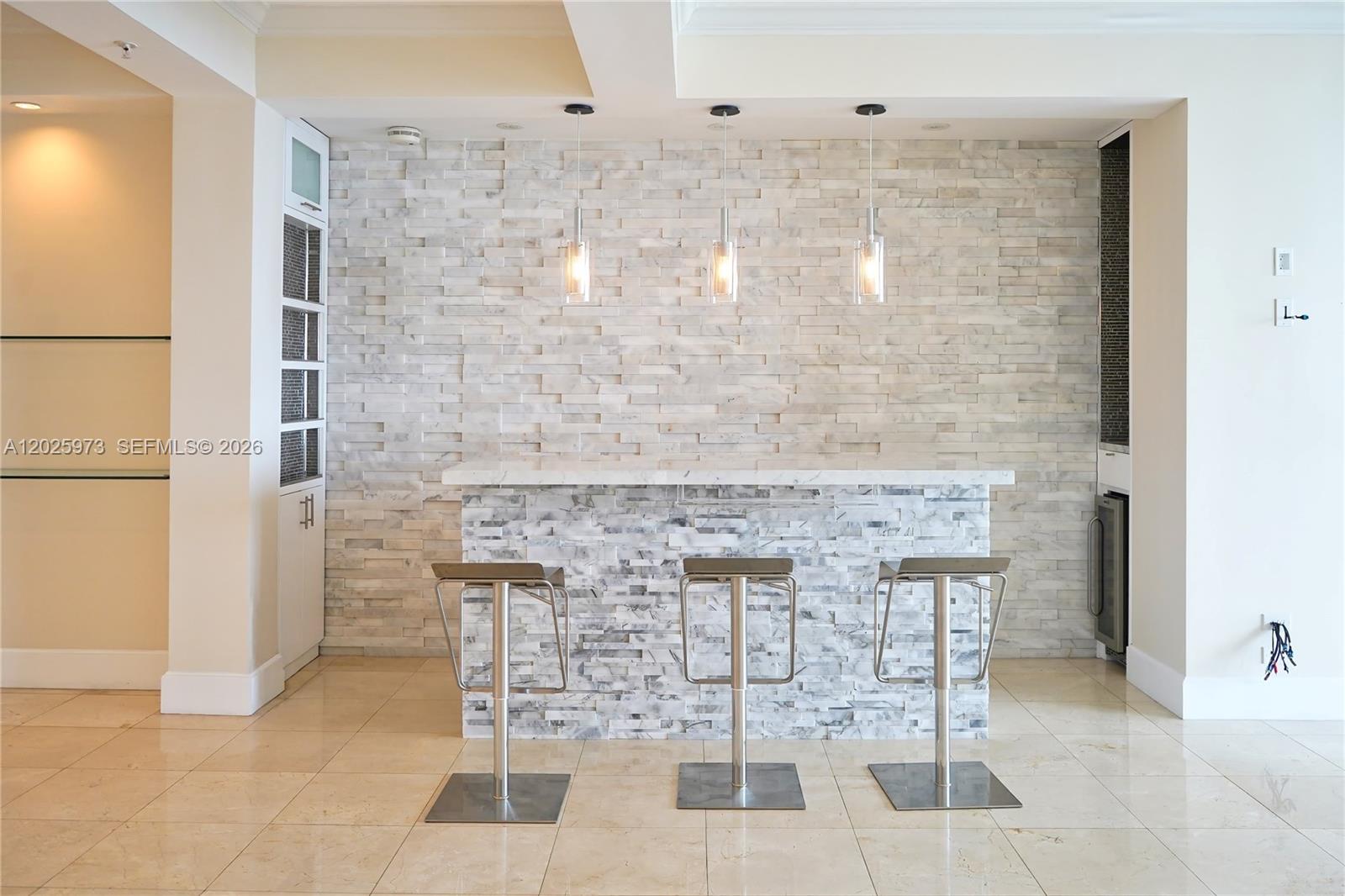 848 Brickell Key Dr #306 Miami, FL 33131