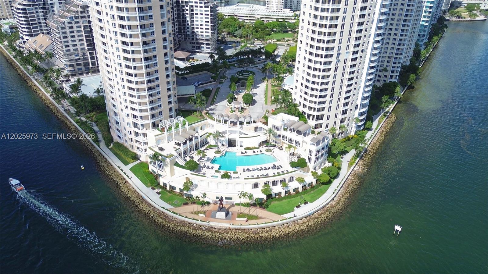 848 Brickell Key Dr #306 Miami, FL 33131