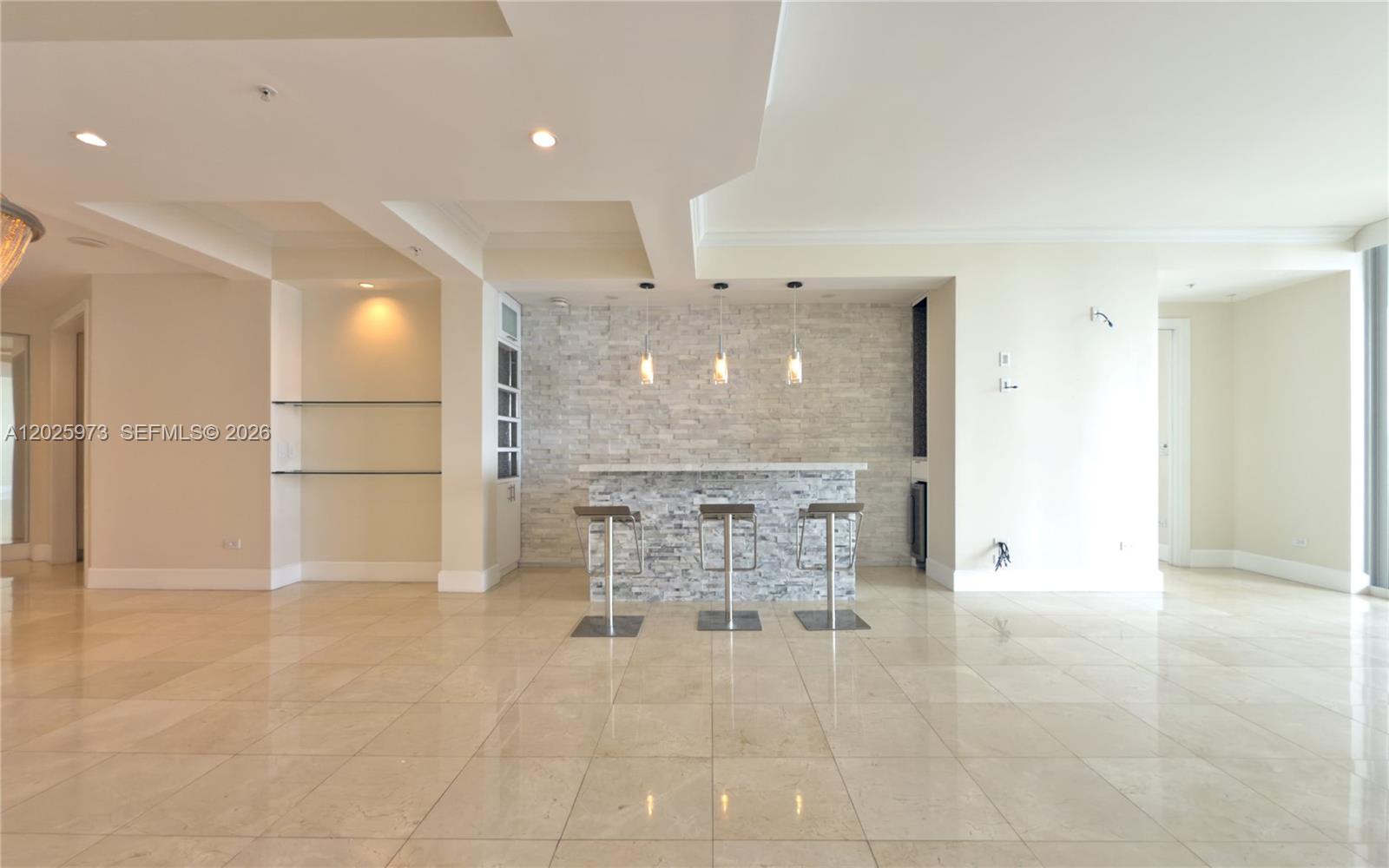 848 Brickell Key Dr #306 Miami, FL 33131