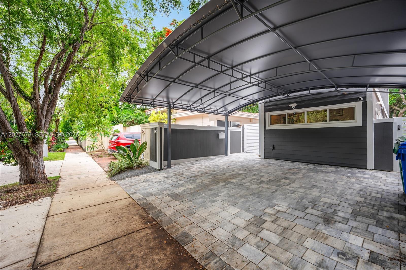 2792 SW 22nd Ave Miami, FL 33133