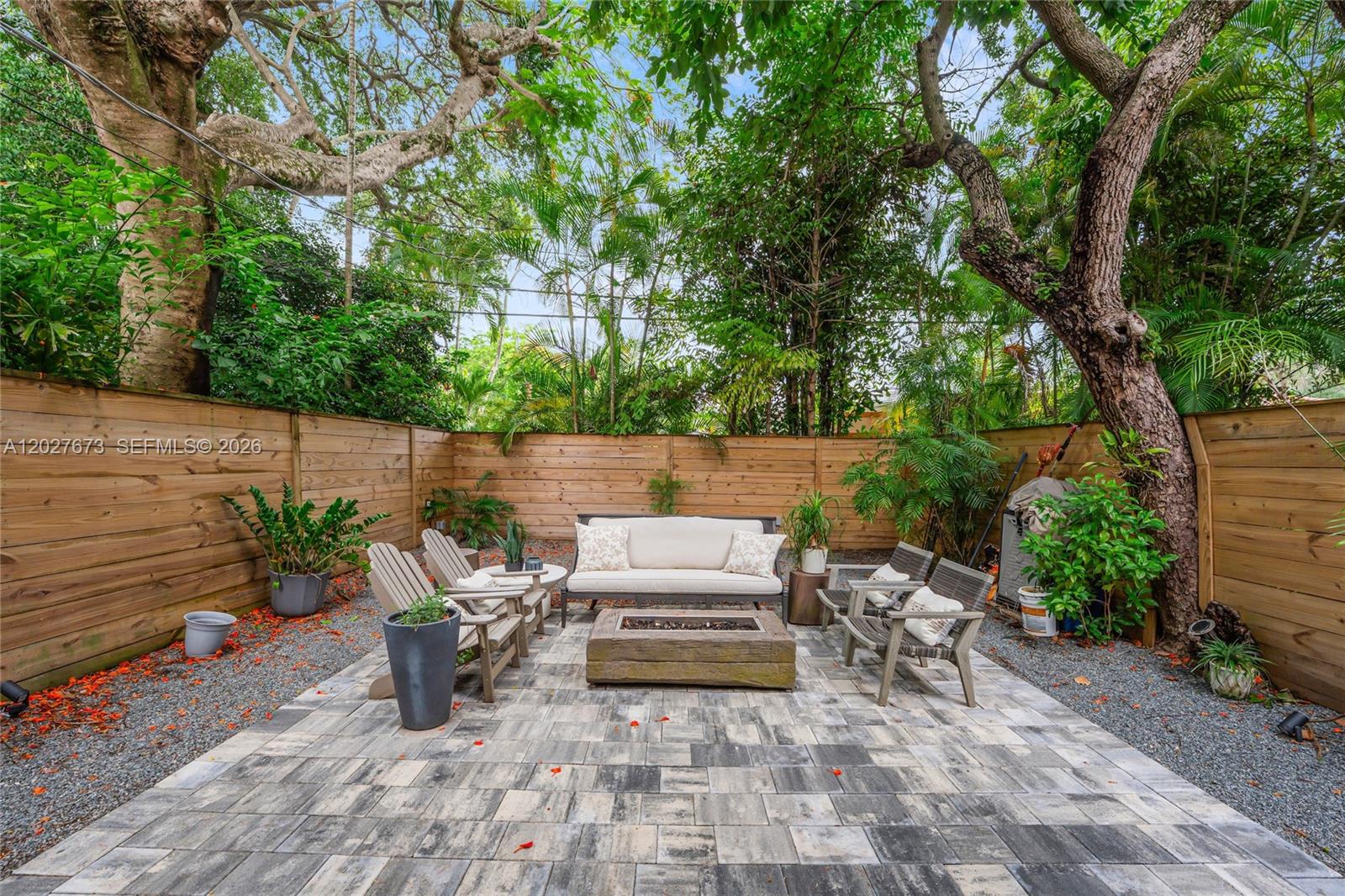 2792 SW 22nd Ave Miami, FL 33133