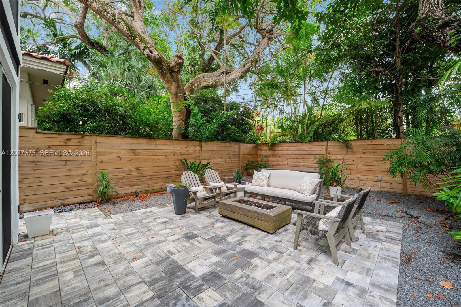 2792 SW 22nd Ave Miami, FL 33133