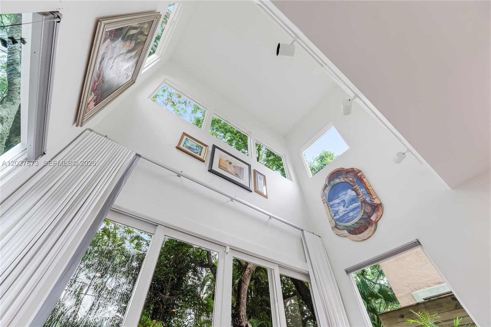 2792 SW 22nd Ave Miami, FL 33133