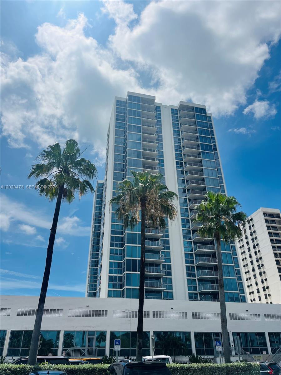 2655 Collins Ave #602