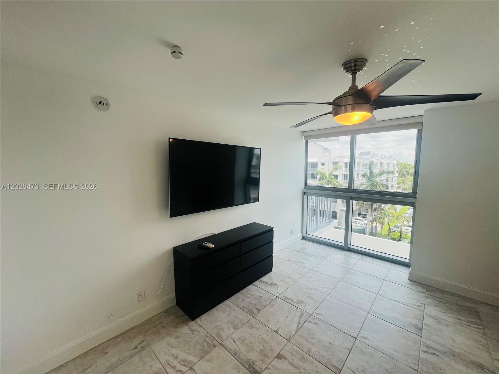 2655 Collins Ave #602 Miami Beach, FL 33140