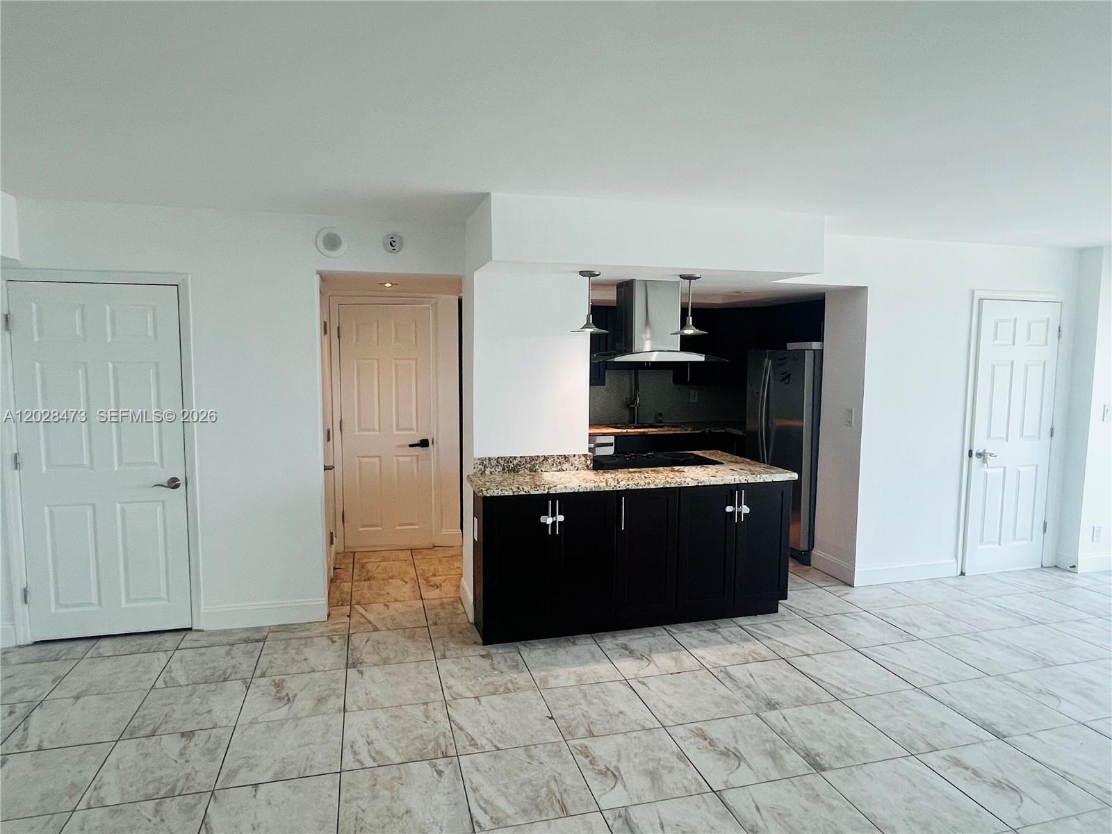 2655 Collins Ave #602 Miami Beach, FL 33140