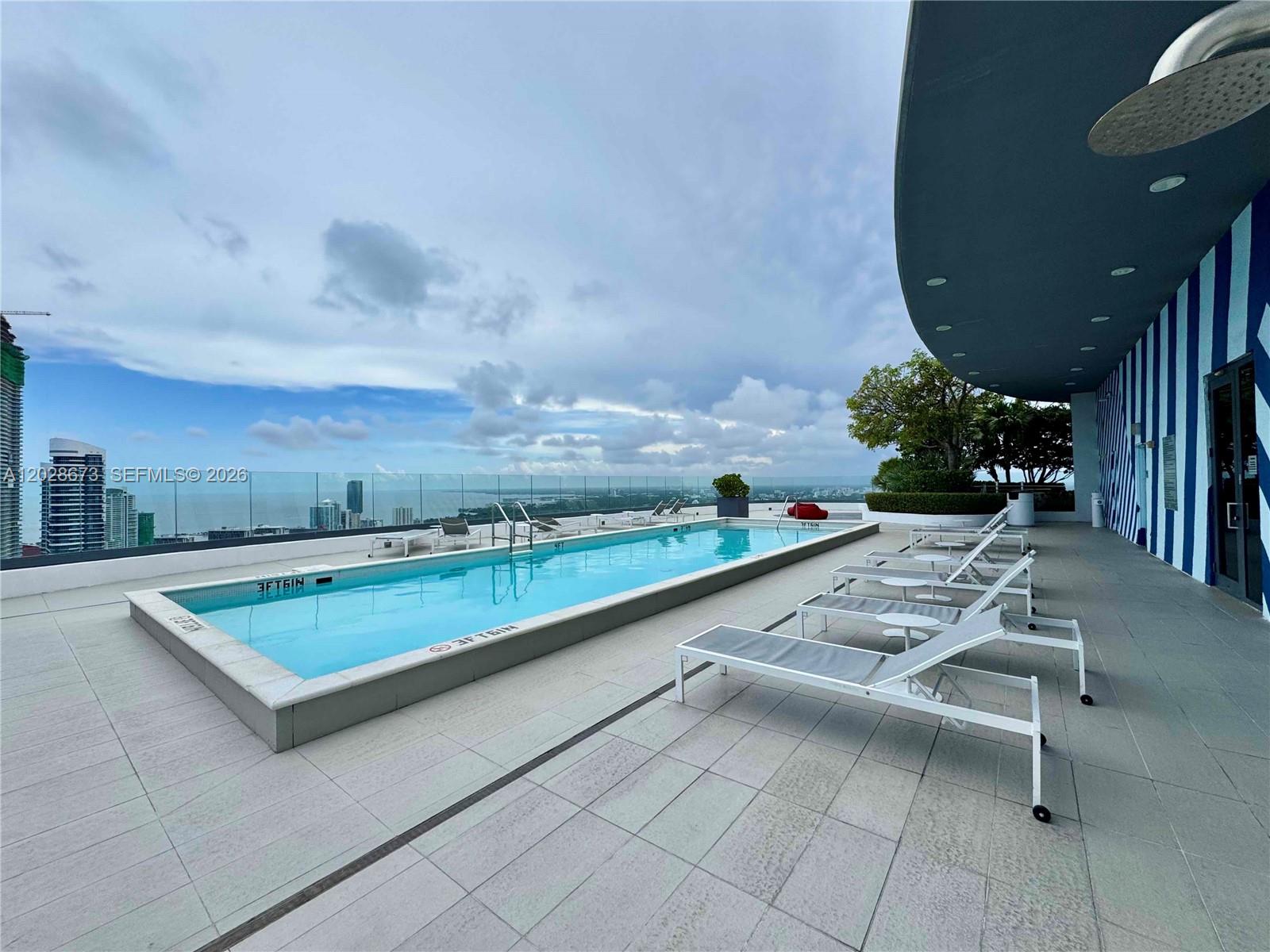 55 SW 9th St #3201 Miami, FL 33130