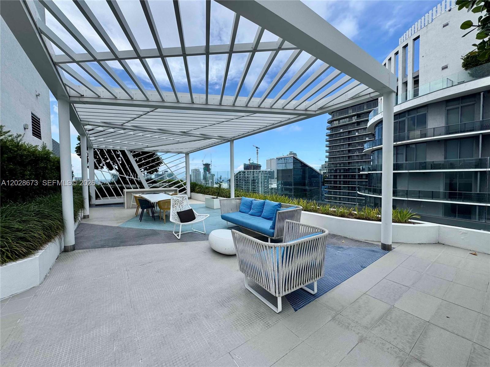 55 SW 9th St #3201 Miami, FL 33130