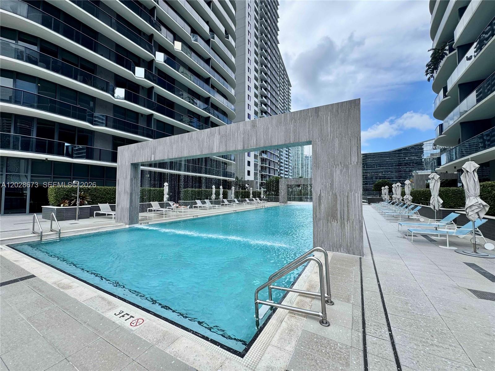 55 SW 9th St #3201 Miami, FL 33130
