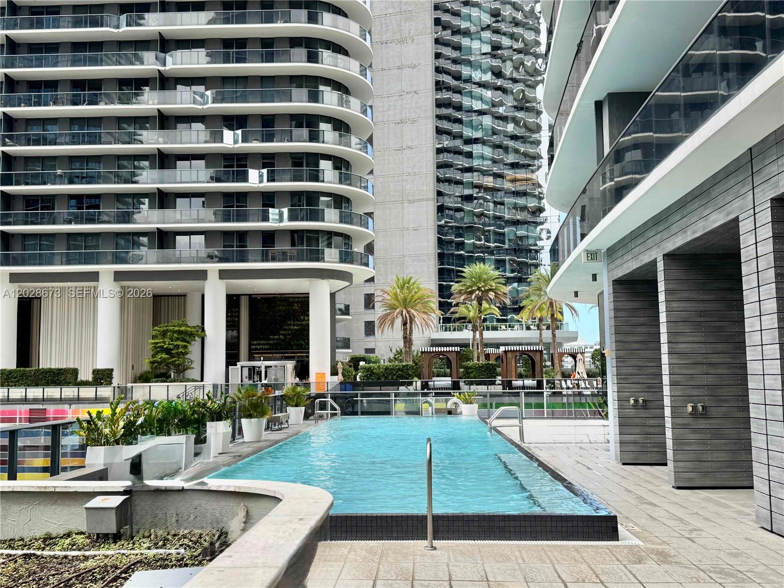 55 SW 9th St #3201 Miami, FL 33130