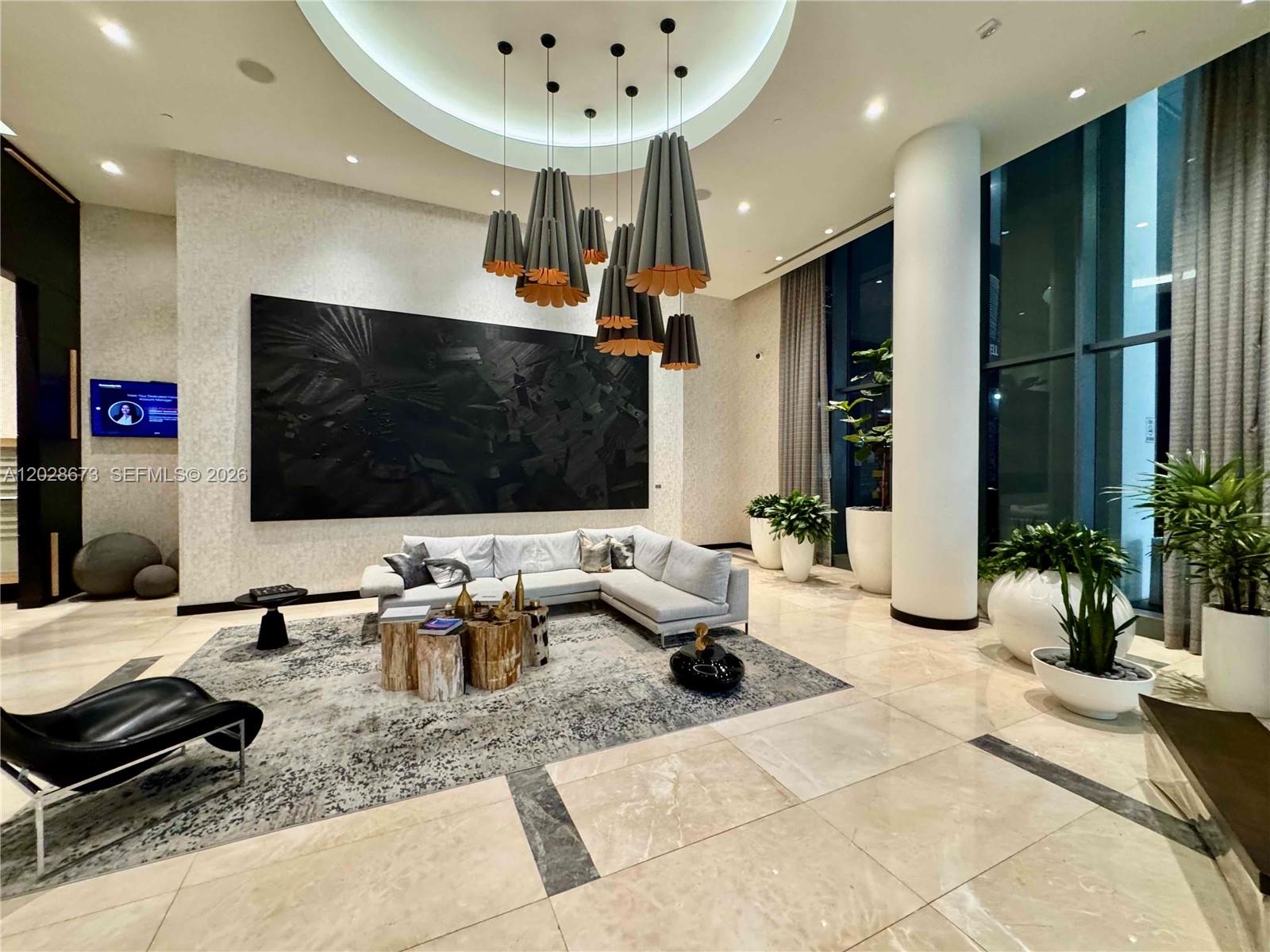 55 SW 9th St #3201 Miami, FL 33130