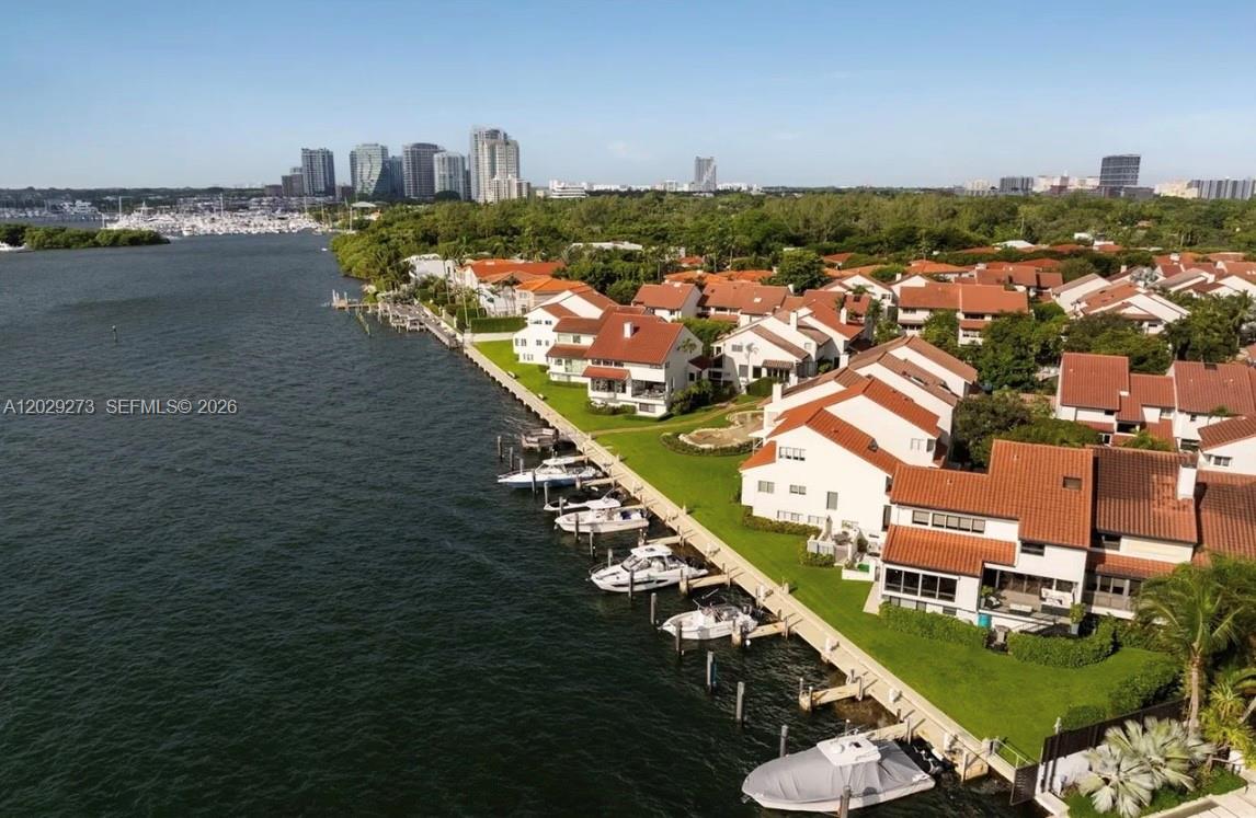 2000 S Bayshore #58 Miami, FL 33133