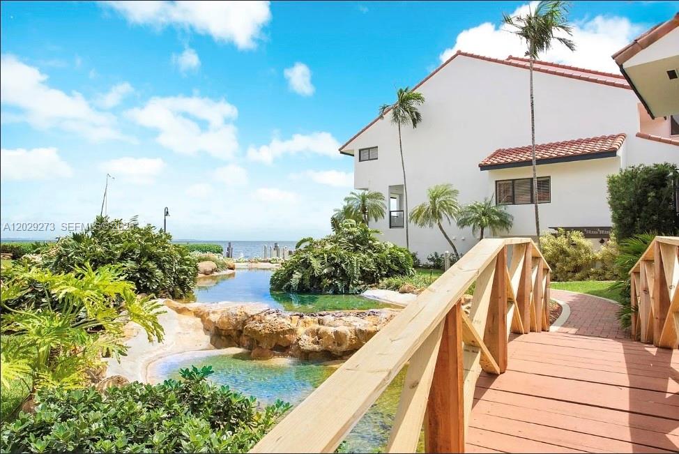 2000 S Bayshore #58 Miami, FL 33133