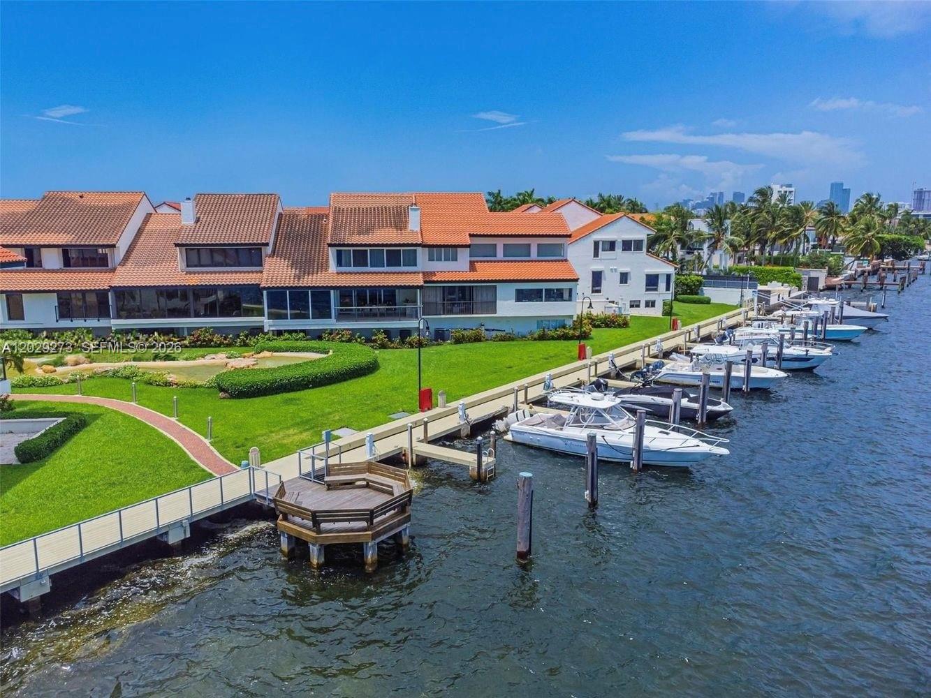 2000 S Bayshore #58 Miami, FL 33133