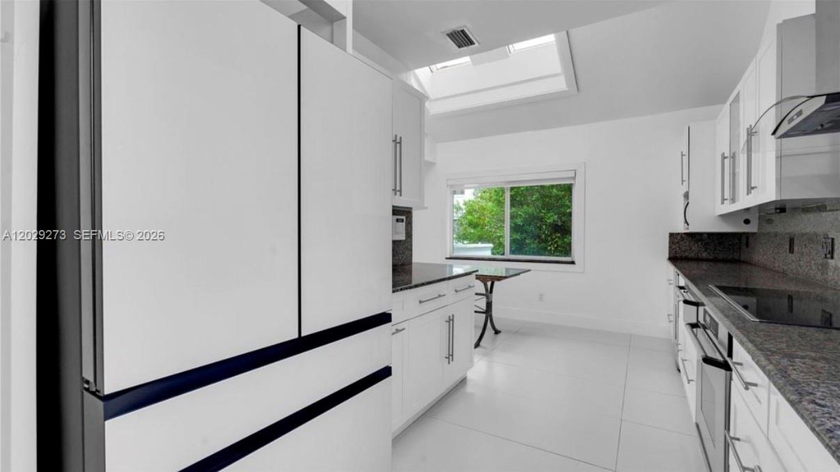 2000 S Bayshore #58 Miami, FL 33133