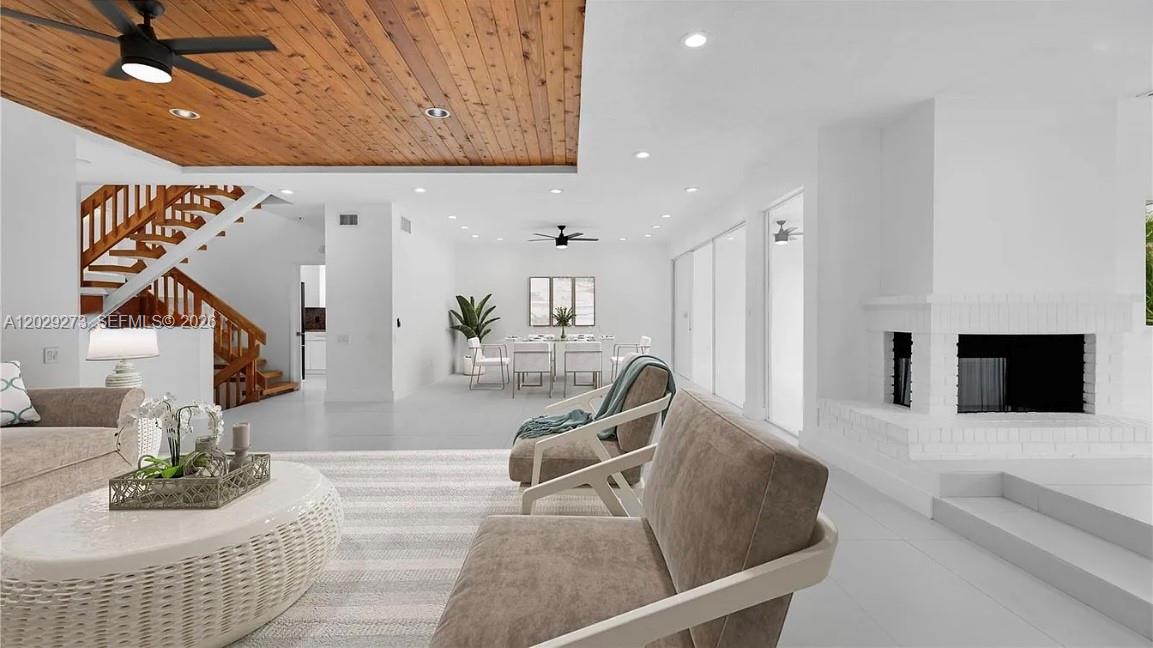 2000 S Bayshore #58 Miami, FL 33133