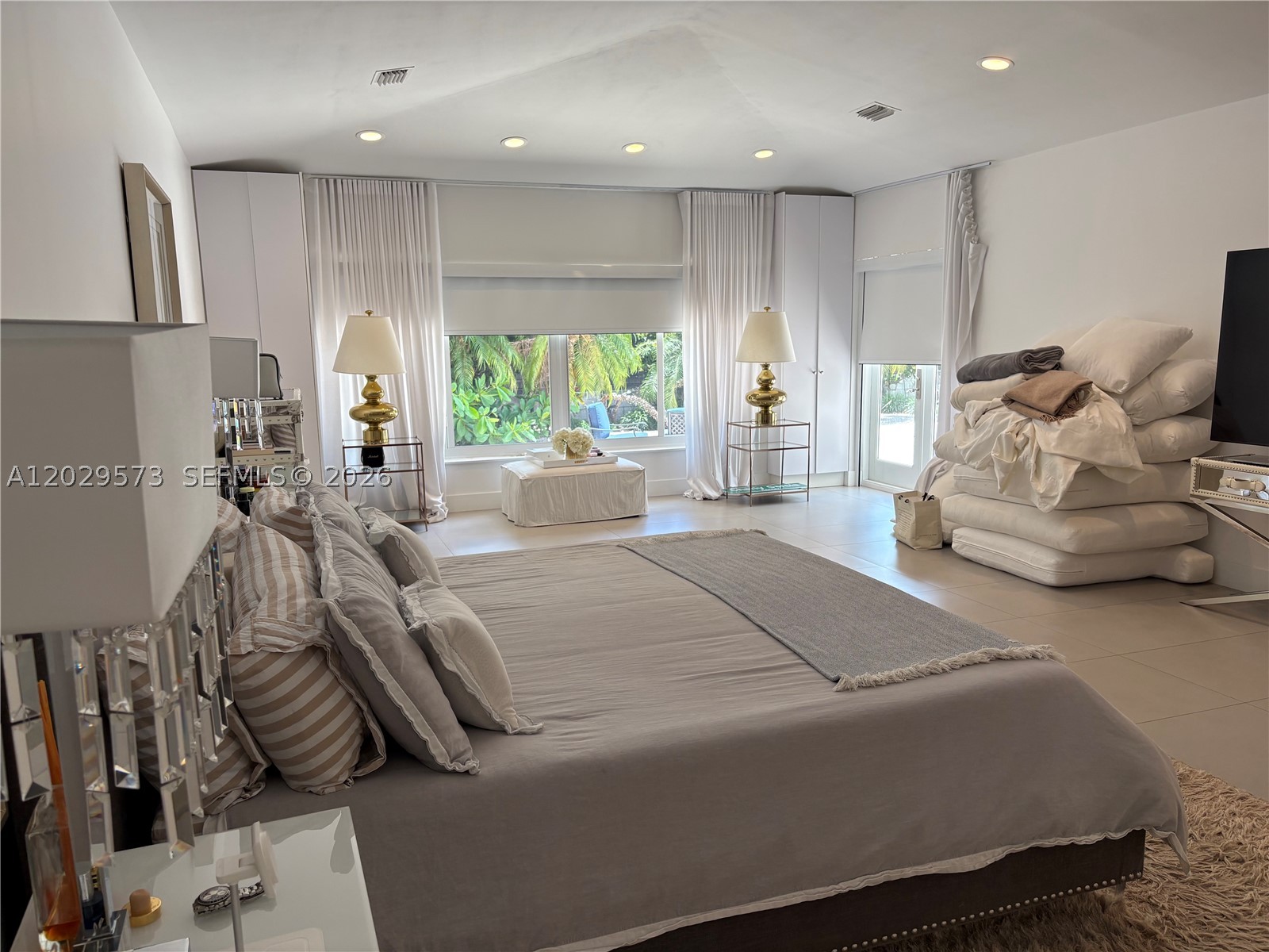 Undisclosed Address Key Biscayne, FL 33149