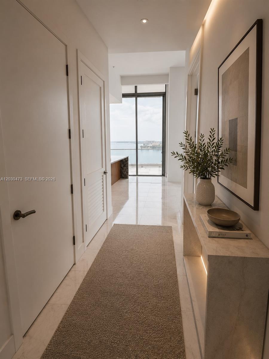 175 SE 25th Rd #1503 Miami, FL 33129