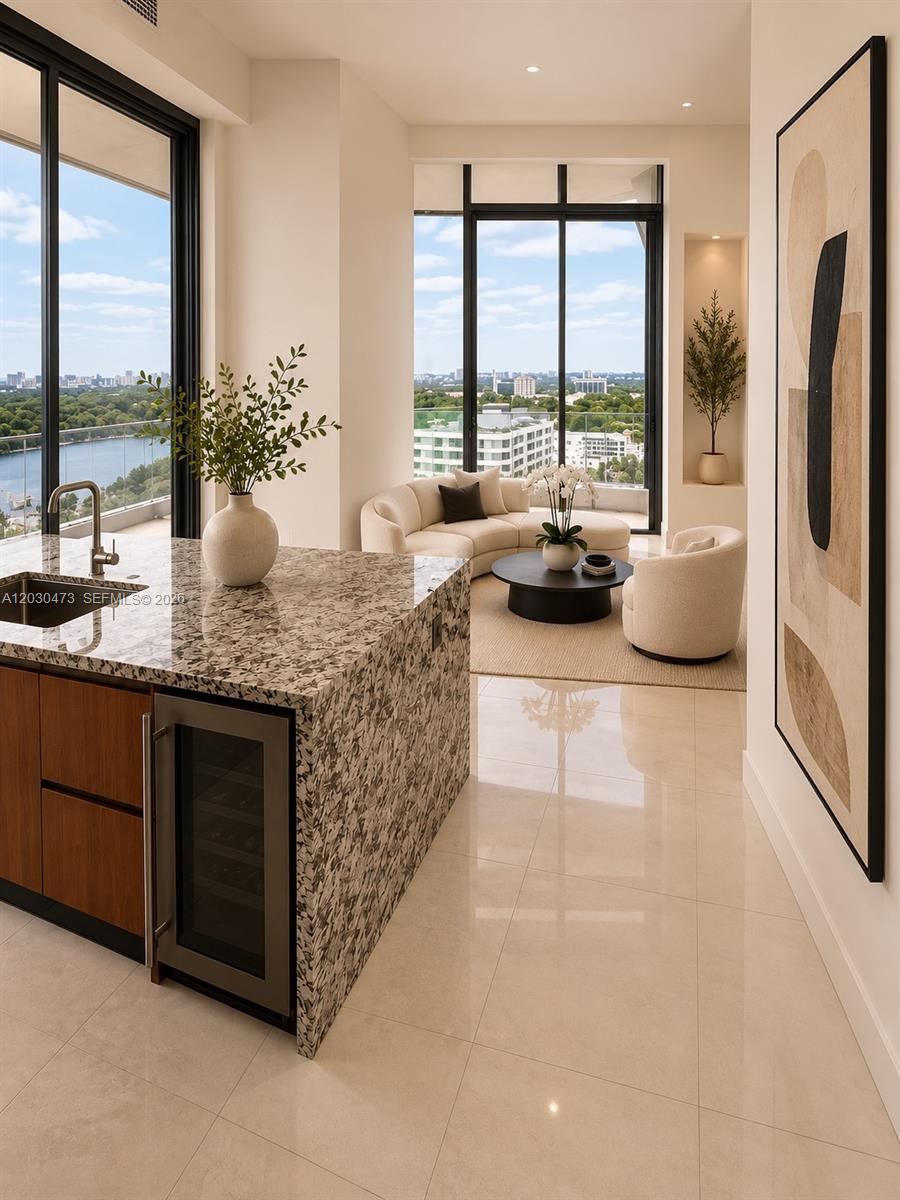 175 SE 25th Rd #1503 Miami, FL 33129