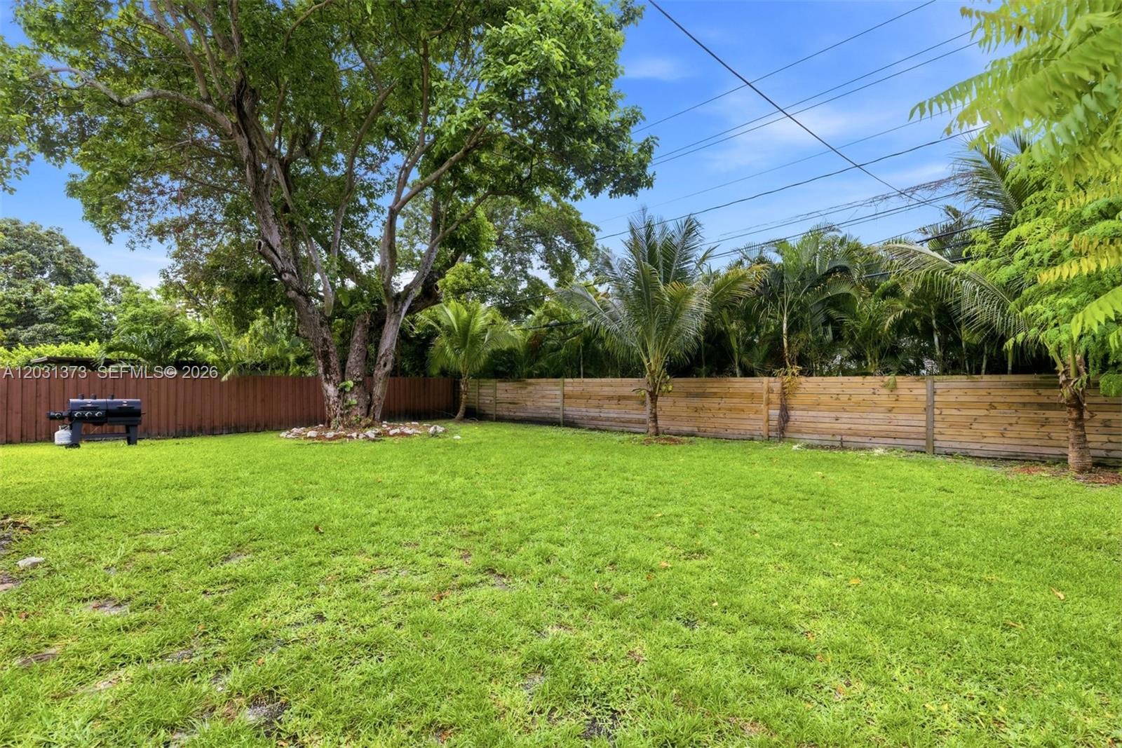 172 NW 90th St El Portal, FL 33150