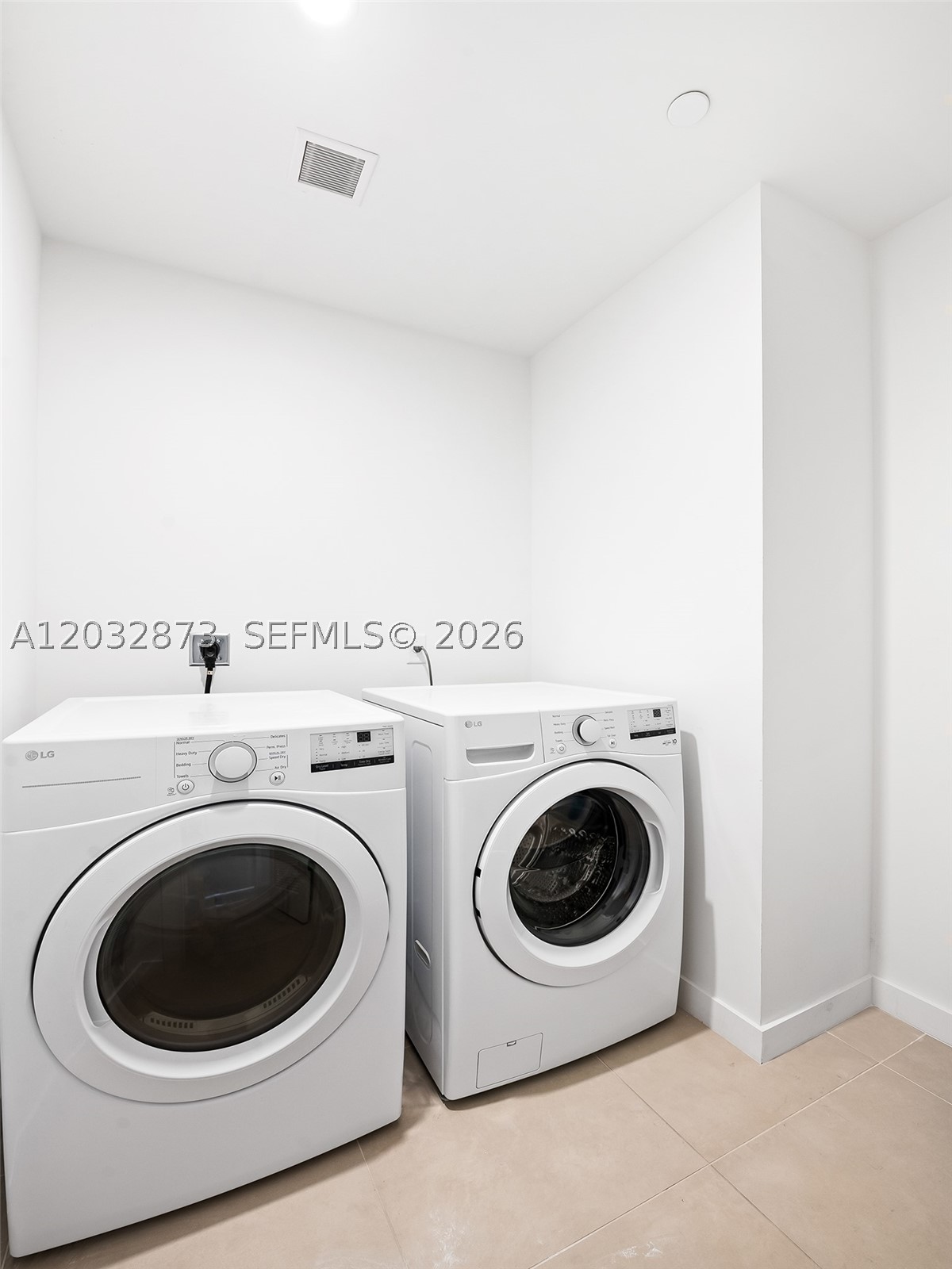 image 2200 Brickell33