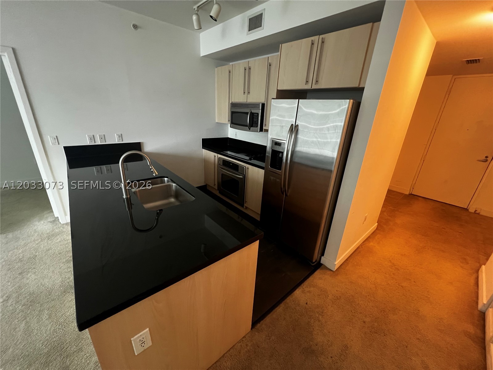 image Axis on Brickell South0