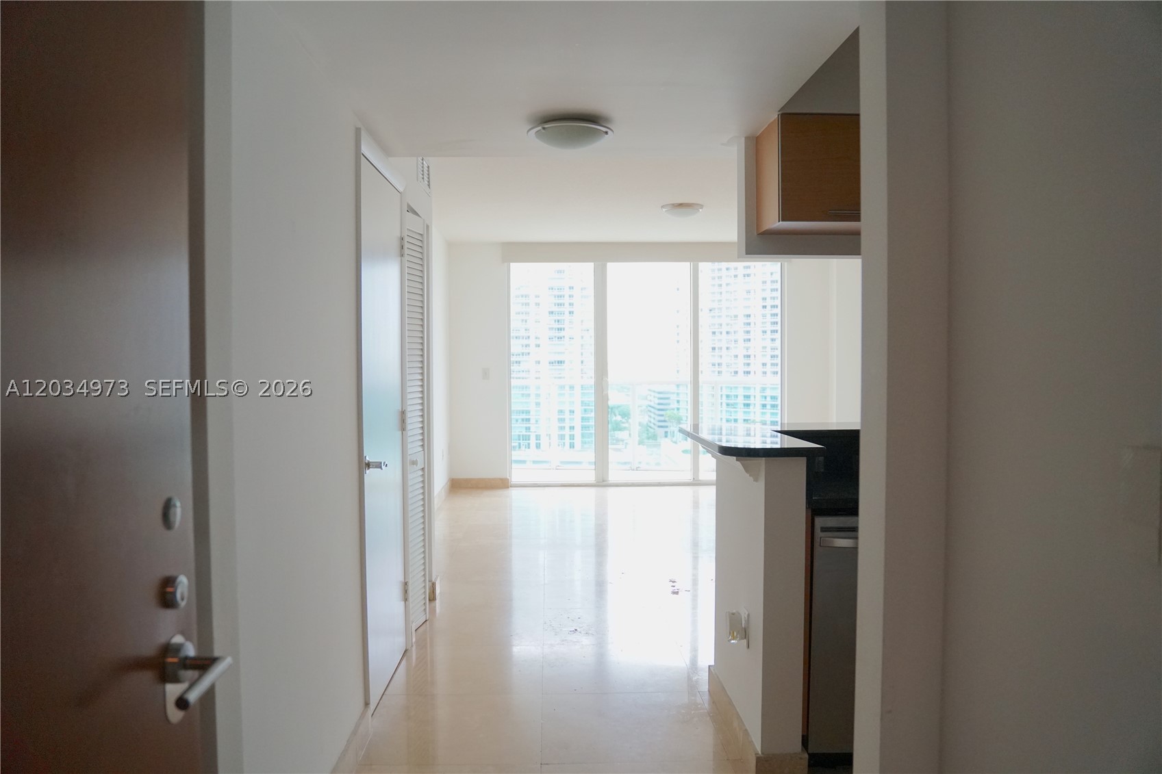 image Brickell on the River North22