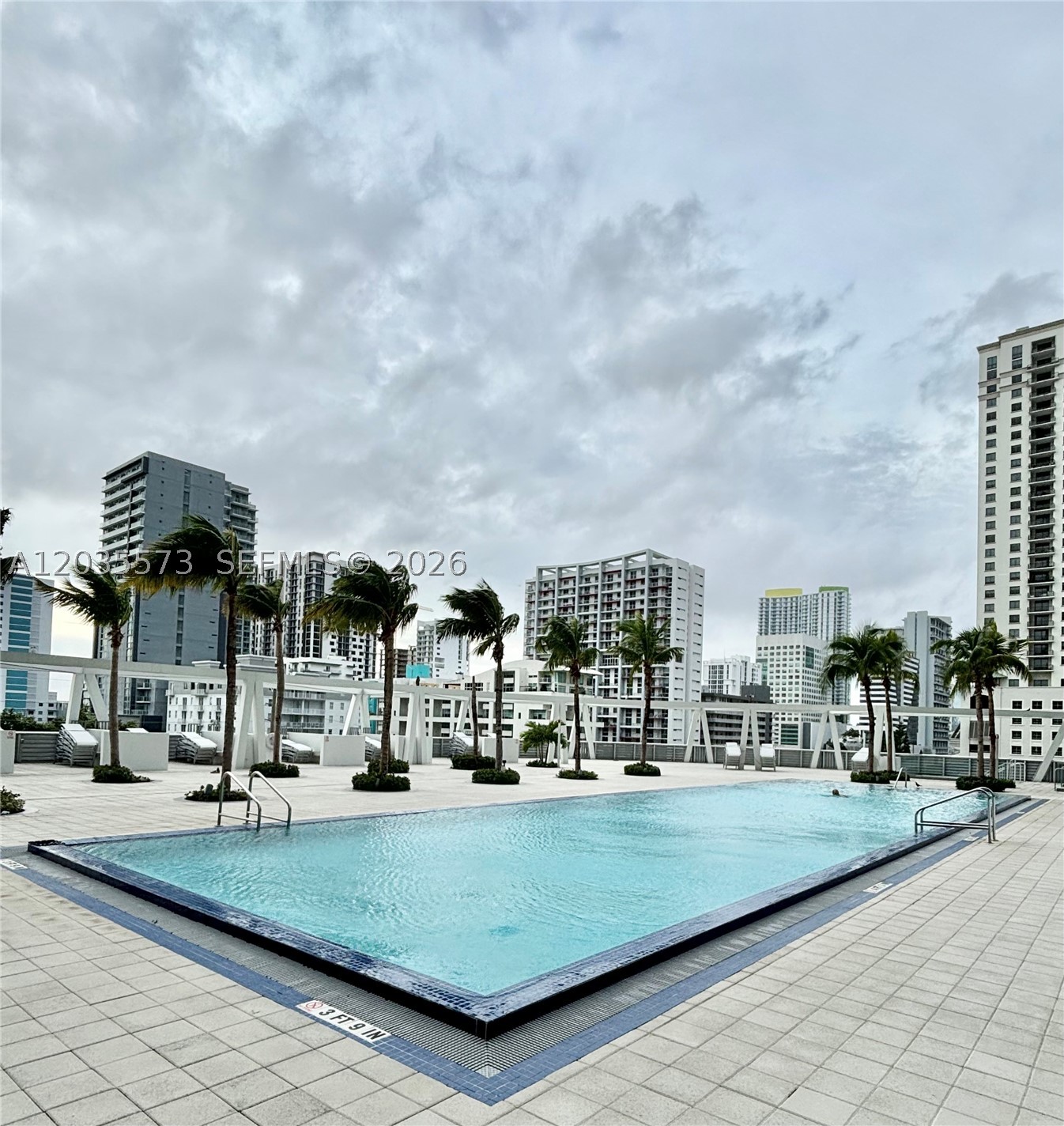 image Axis on Brickell South27