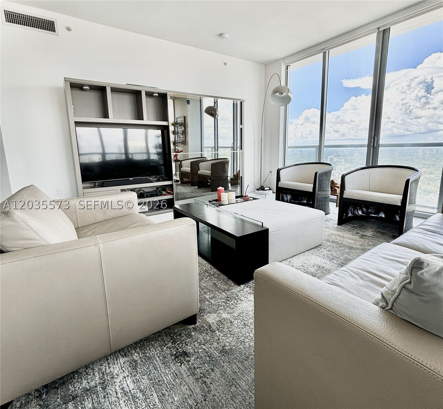 image Axis on Brickell South3