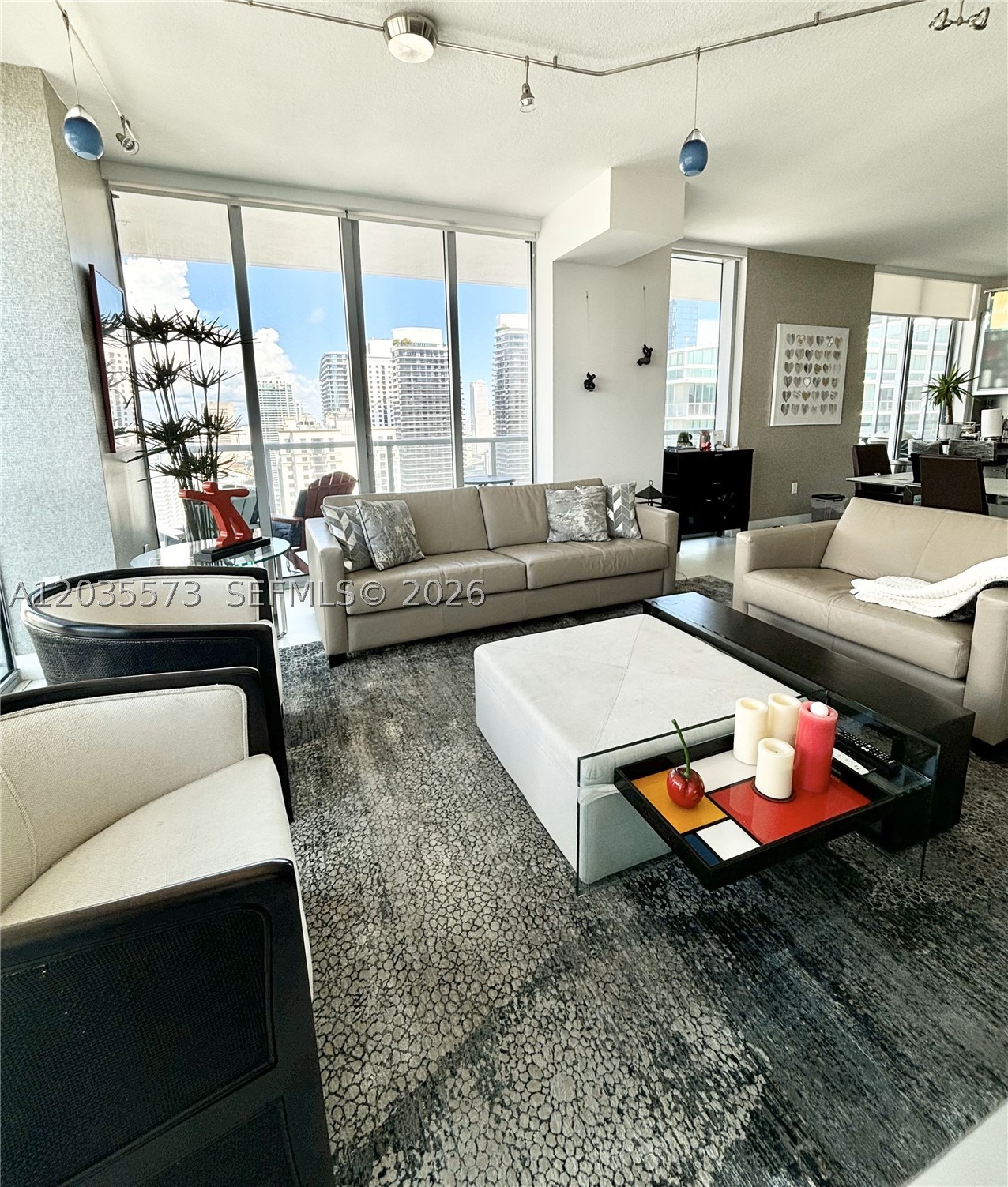 image Axis on Brickell South4