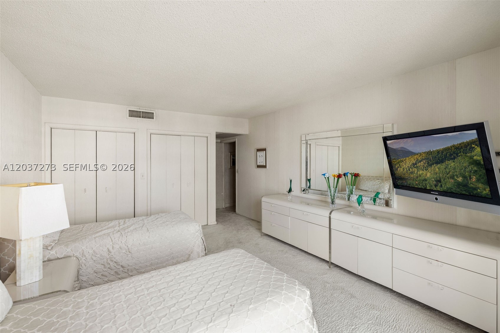 5500 Collins Ave #1401 Miami Beach, FL 33140