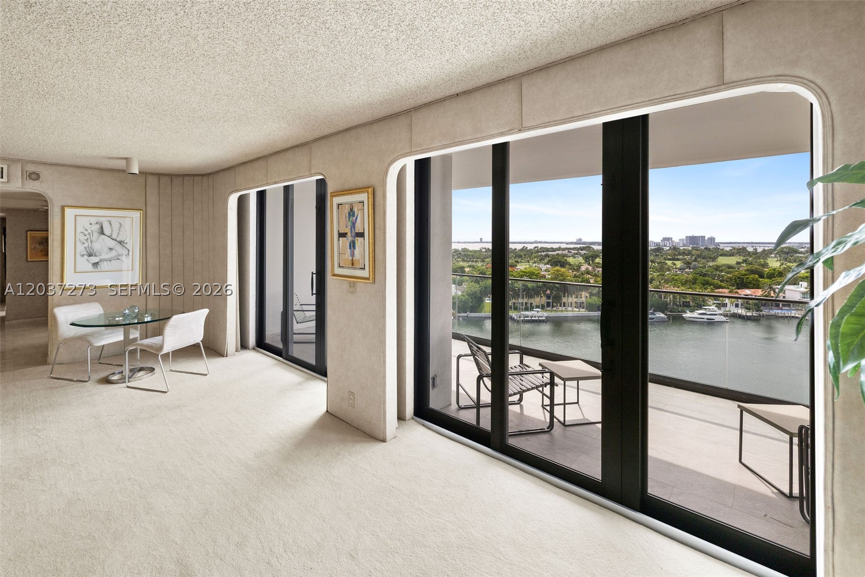 5500 Collins Ave #1401 Miami Beach, FL 33140