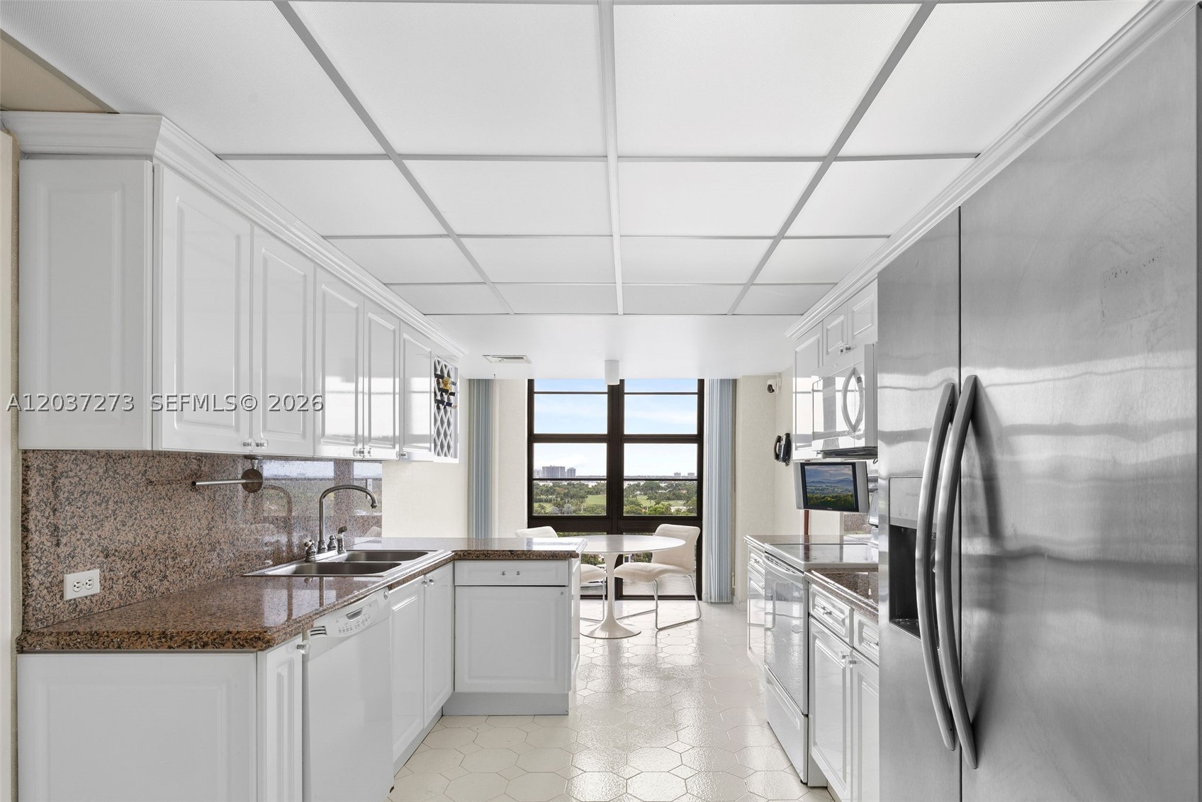 5500 Collins Ave #1401 Miami Beach, FL 33140