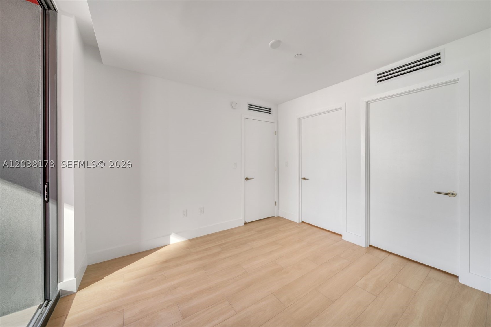 image The Standard Residences Midtown Miami14