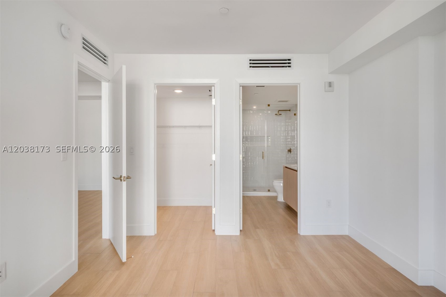 image The Standard Residences Midtown Miami16