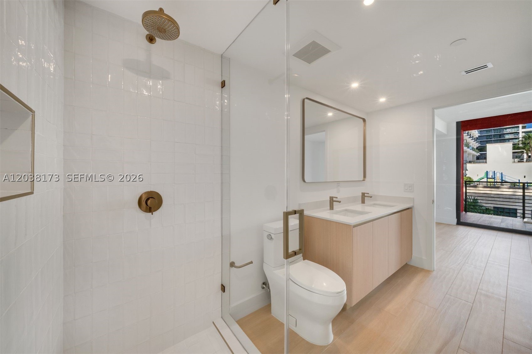 image The Standard Residences Midtown Miami19