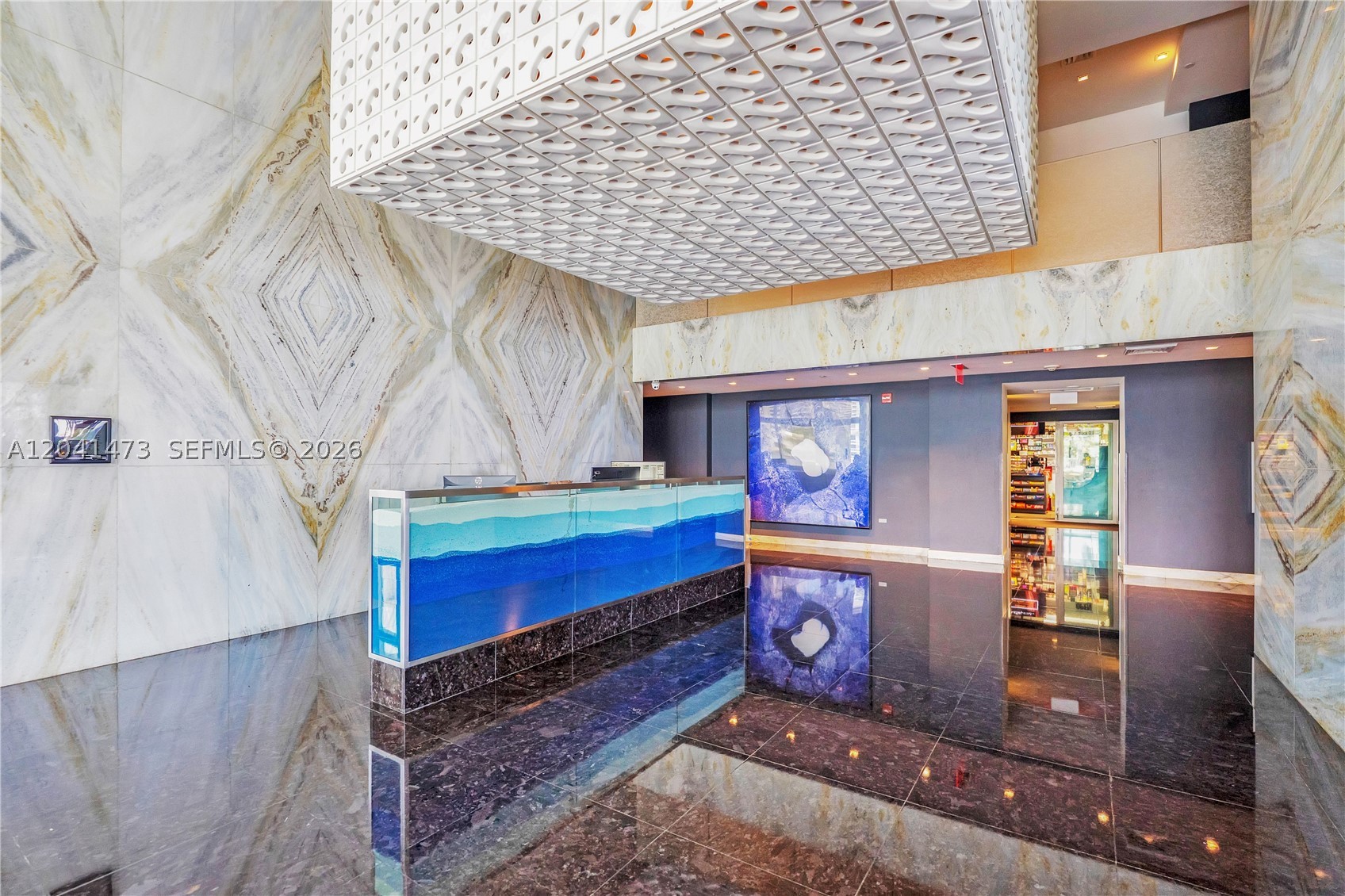 325 S Biscayne Blvd #3921 Miami, FL 33131