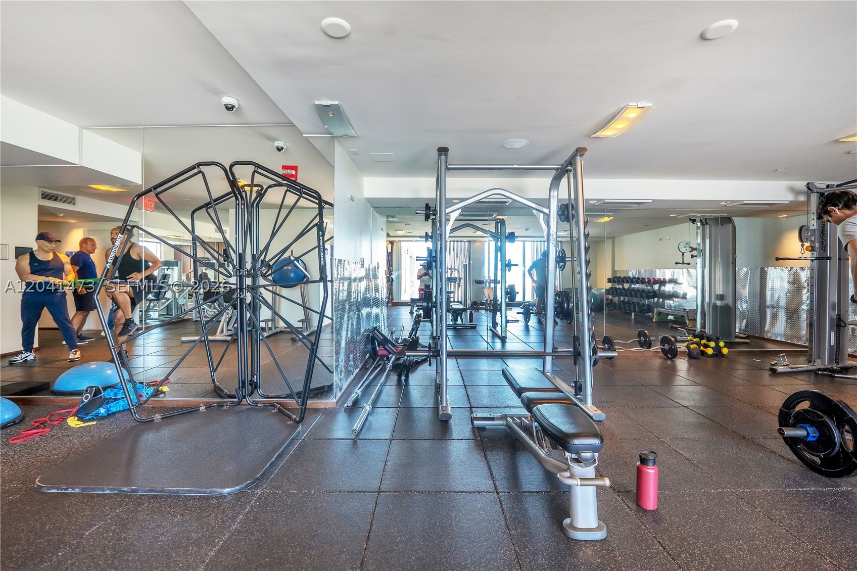 325 S Biscayne Blvd #3921 Miami, FL 33131