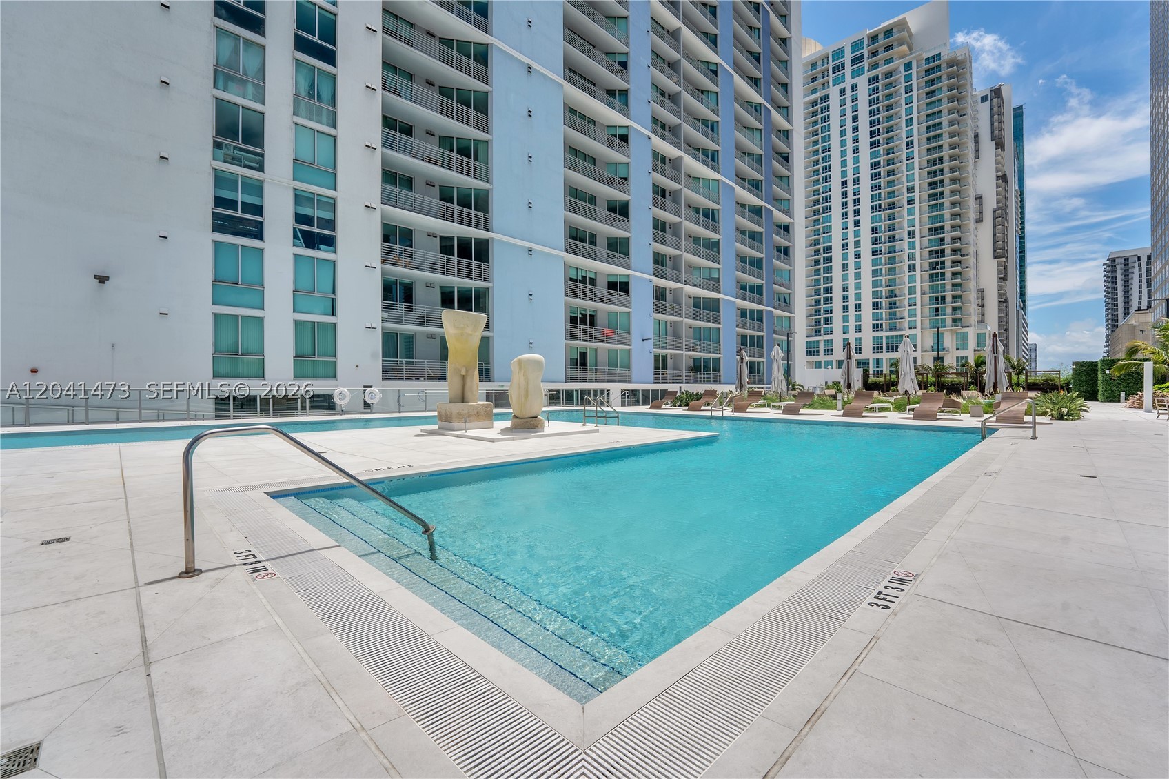 325 S Biscayne Blvd #3921 Miami, FL 33131