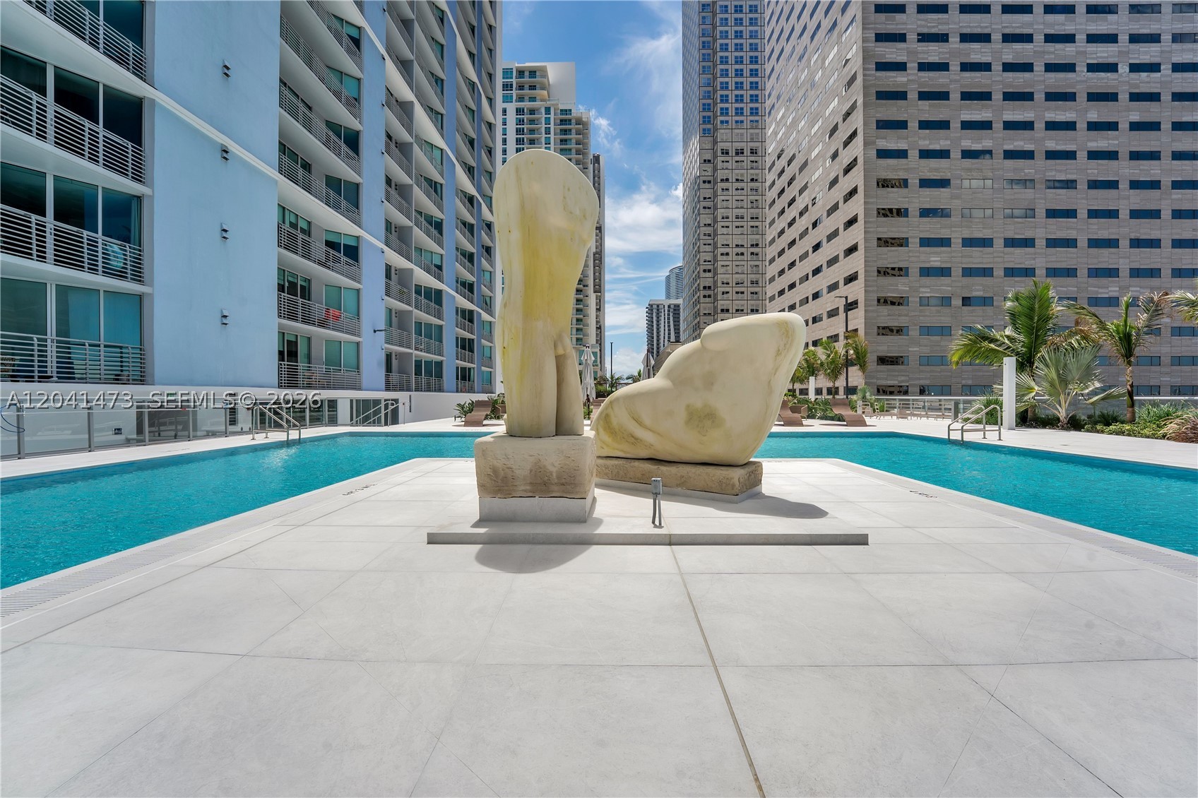 325 S Biscayne Blvd #3921 Miami, FL 33131