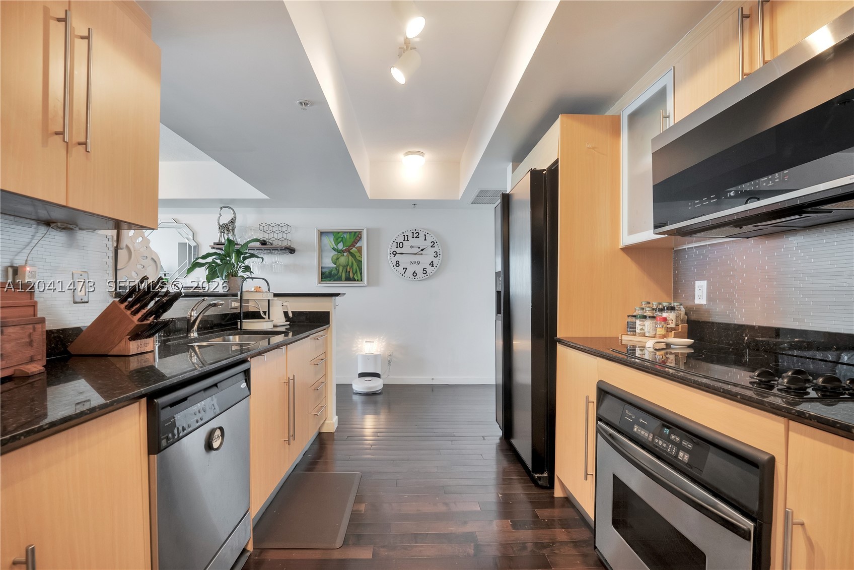 325 S Biscayne Blvd #3921 Miami, FL 33131