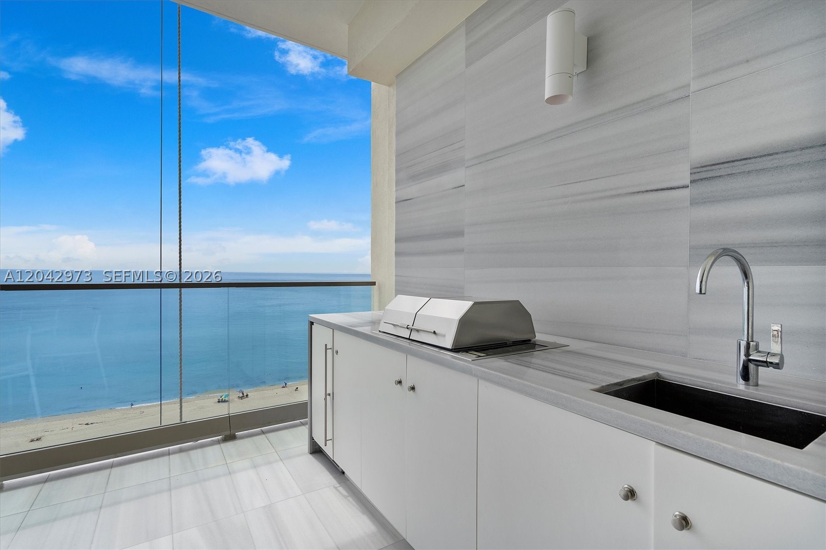 17901 Collins Ave #902 Sunny Isles Beach, FL 33160